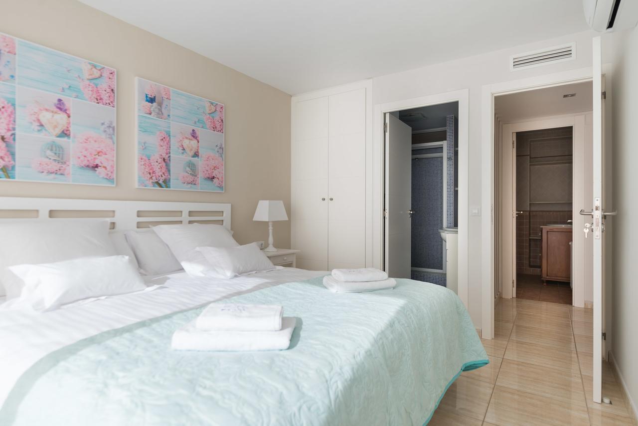 Apartamentos Marta Playa Alicante Exterior photo